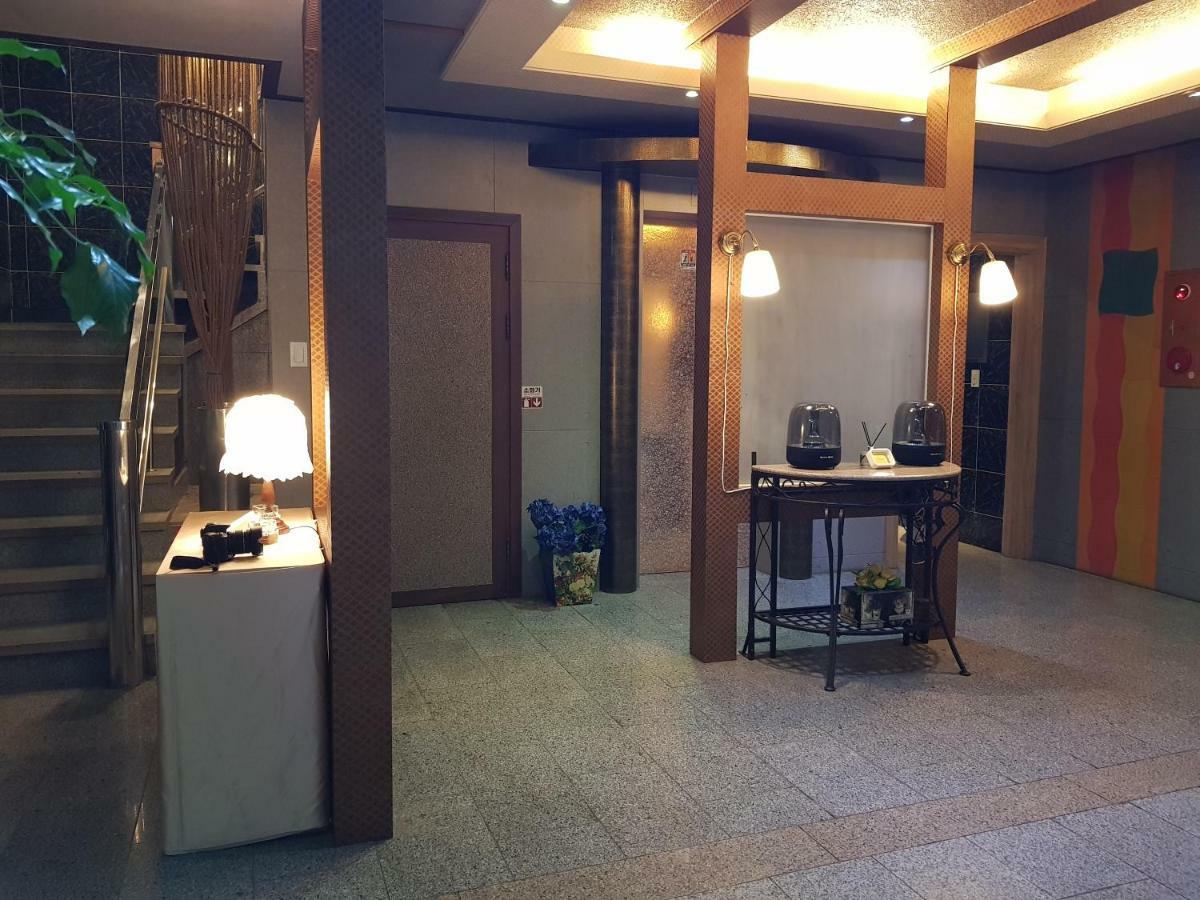 ホテル Pocheon Royal エクステリア 写真